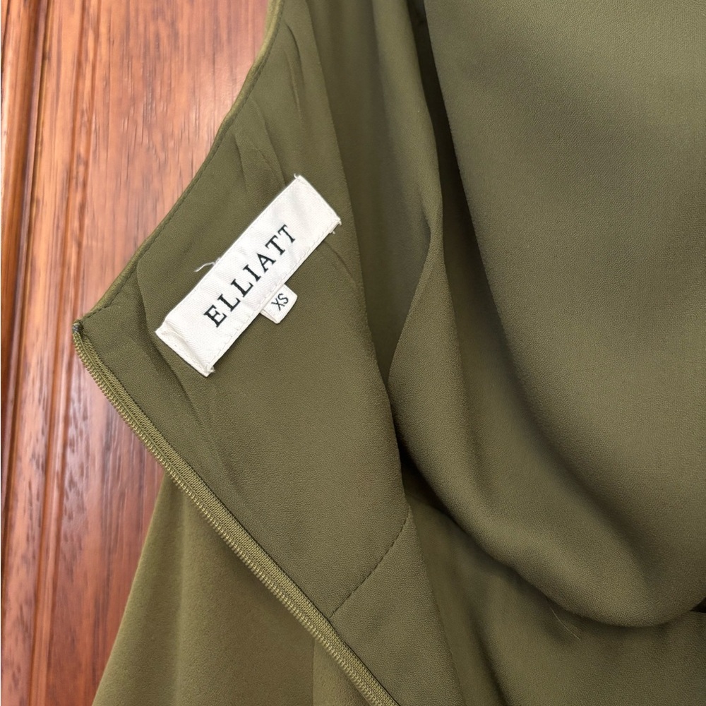 Women’s Elliot green cowl neck dress - Picture 5 of 5